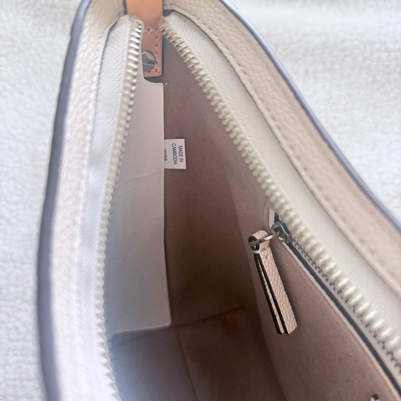 Tory Burch T Monogram Pebble Leather Embossed Messenger Bag - White NWOT - Picture 8 of 10